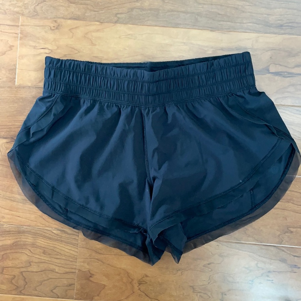 Lululemon black shorts